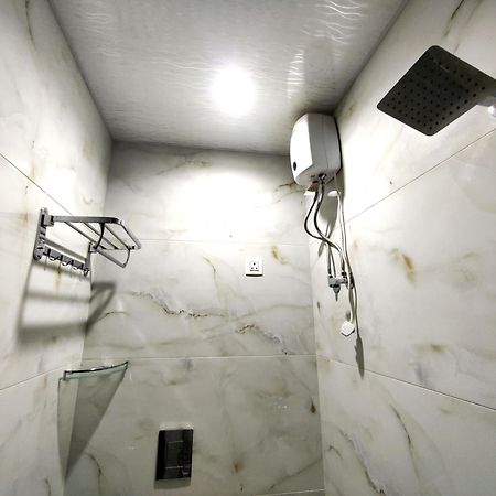 Hotel Comfy Inn Bombaim Exterior foto